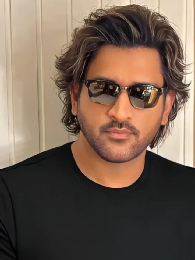 Dhoni Blonde Hair Creates Buzz